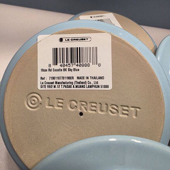 Pair Le Creuset 2 Pc Set Mini Round Cocotte Sky Blue Stoneware Pots with Lids - Picture 8 of 11
